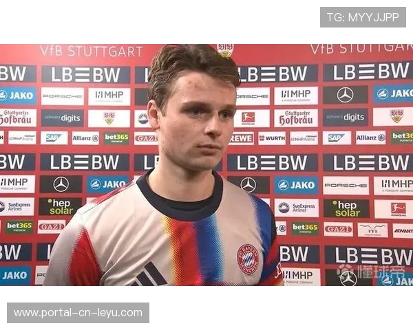 诺伊尔扑救后伤退,乌尔比希临危受命 诺伊尔扑救后伤退,乌尔比希临危受命